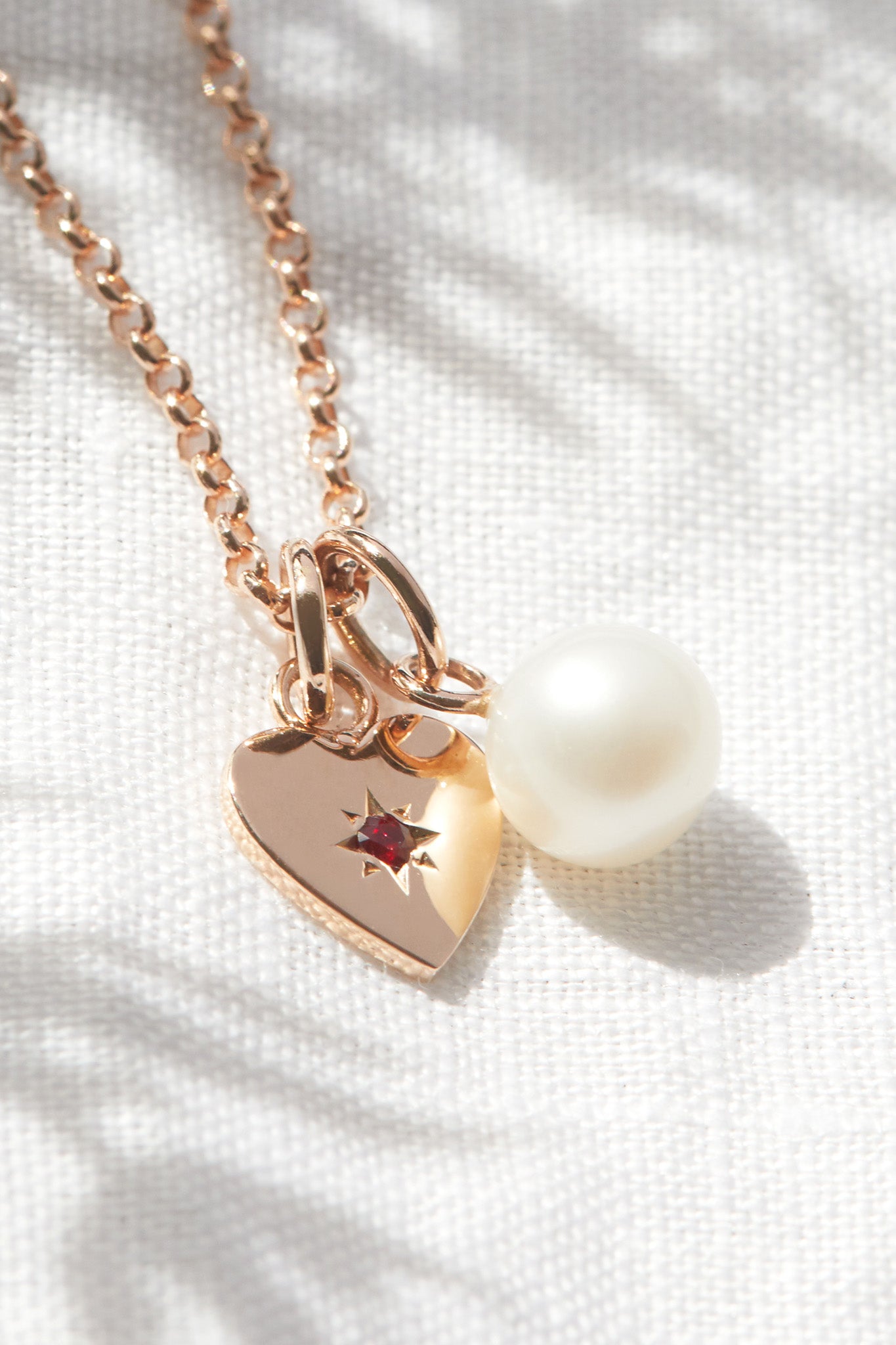 Avery Freshwater Pearl Pendant in 9ct Rose Gold