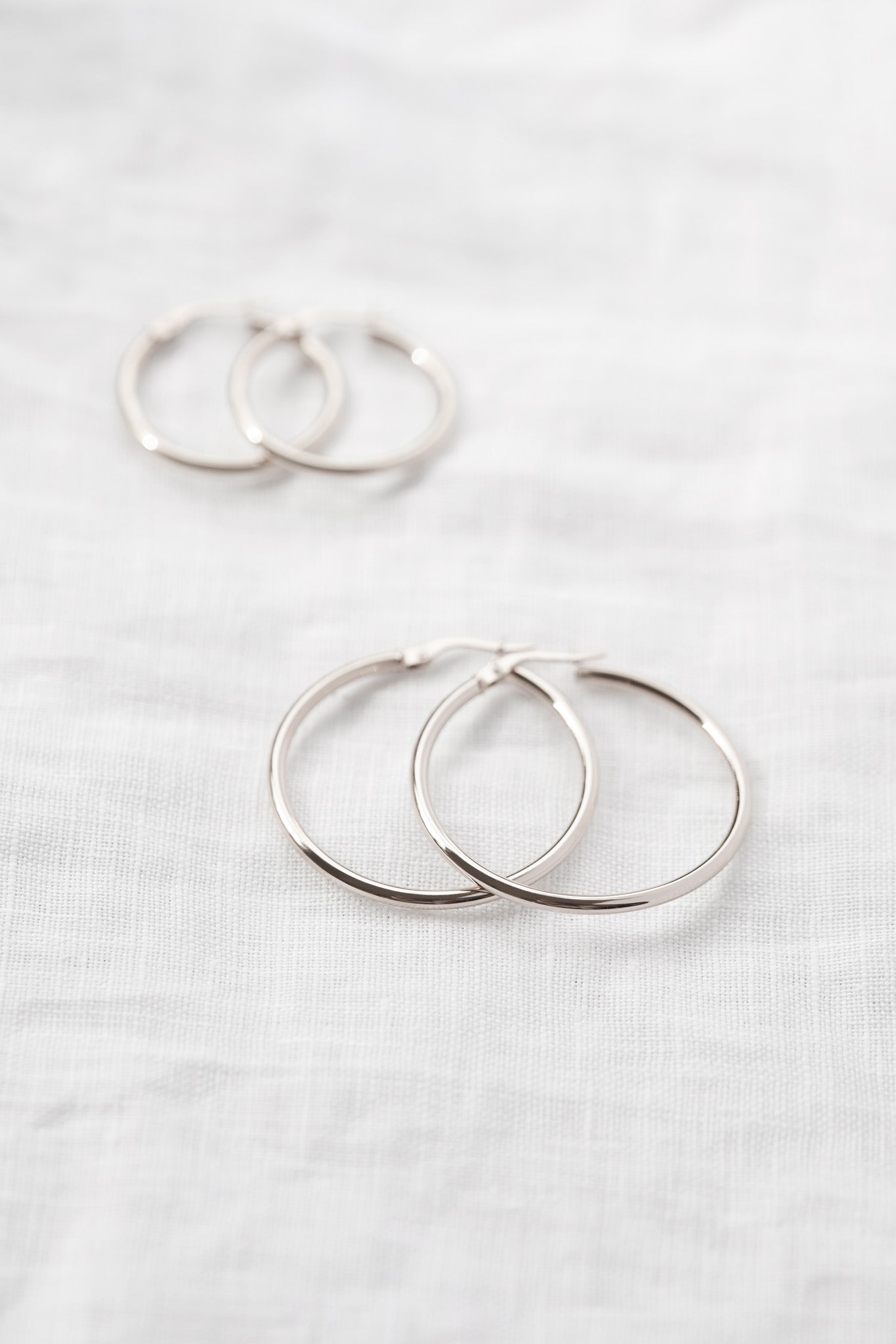 9ct Gold 30mm Hoops in White Gold