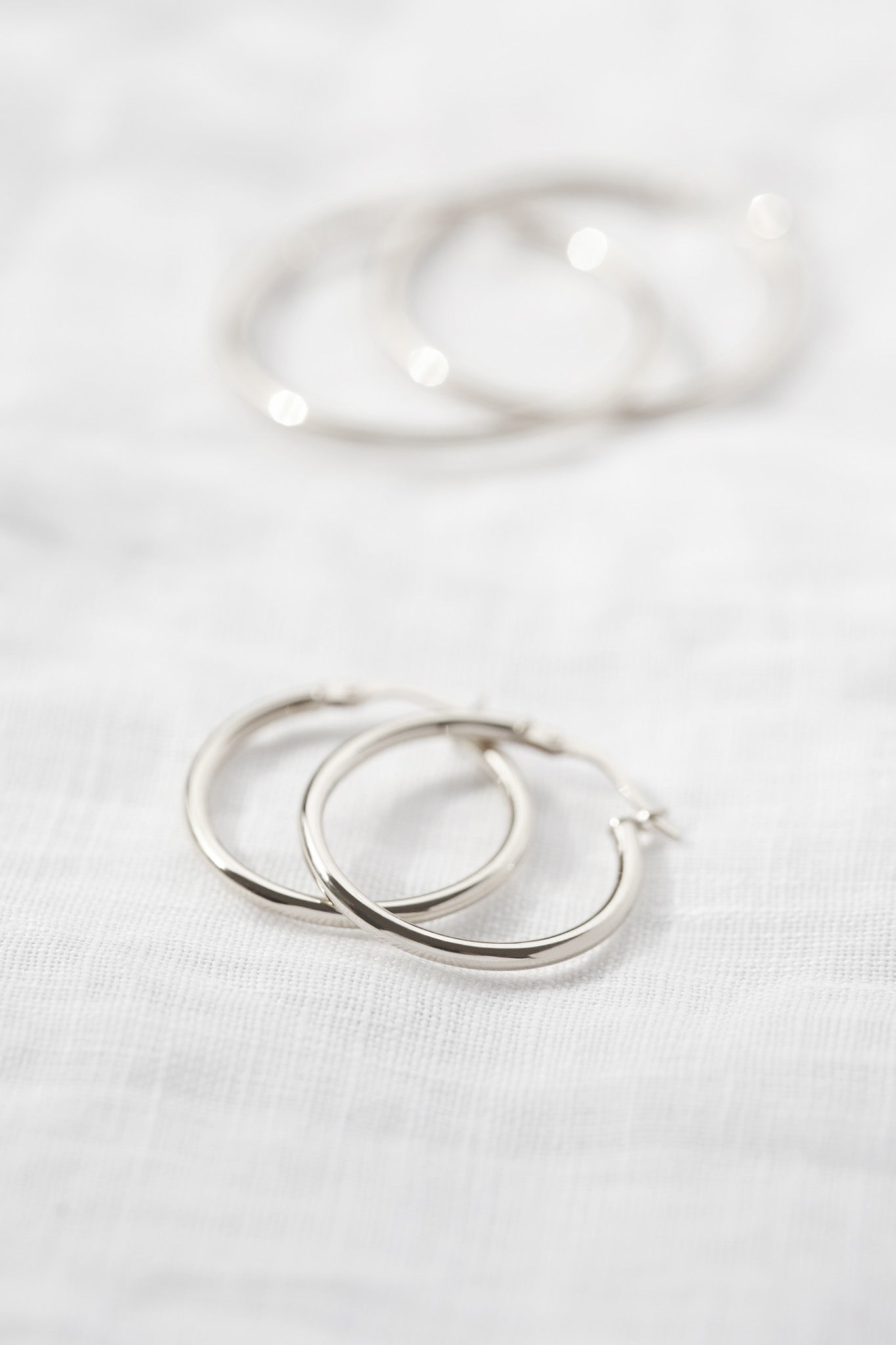 9ct Gold 20mm Hoops in White Gold