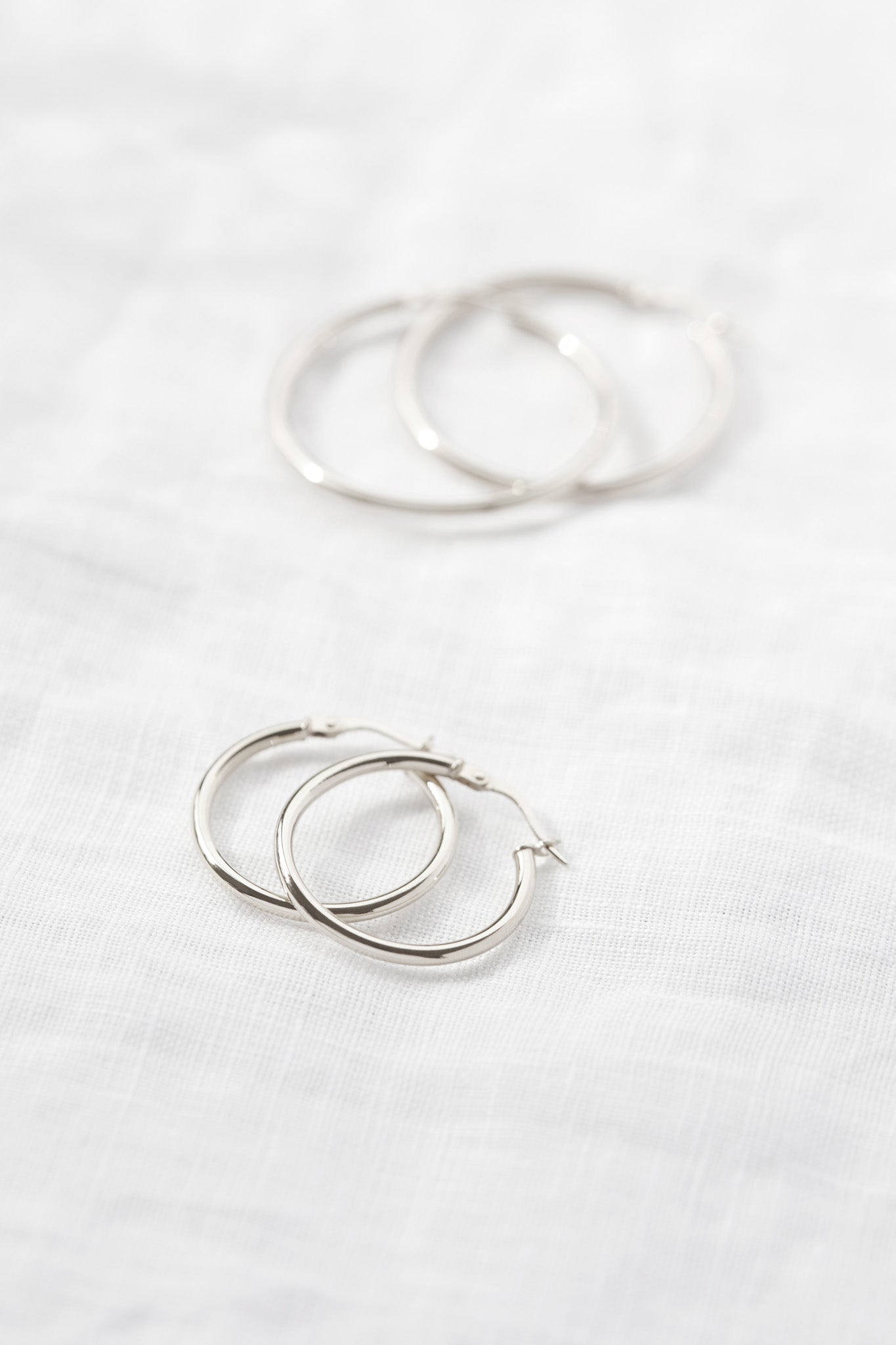 9ct Gold 20mm Hoops in White Gold