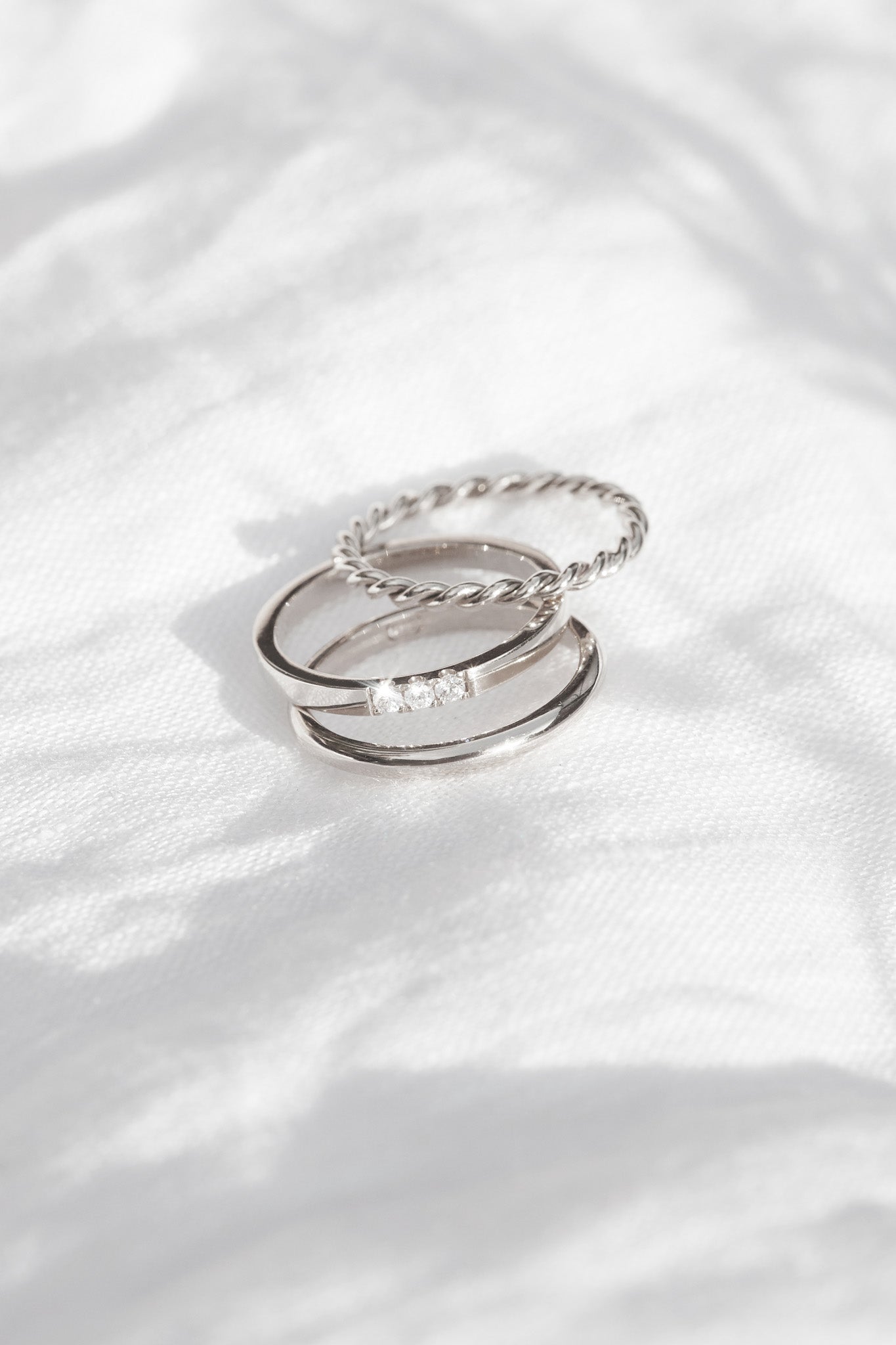 Willow Ring in 9ct White Gold